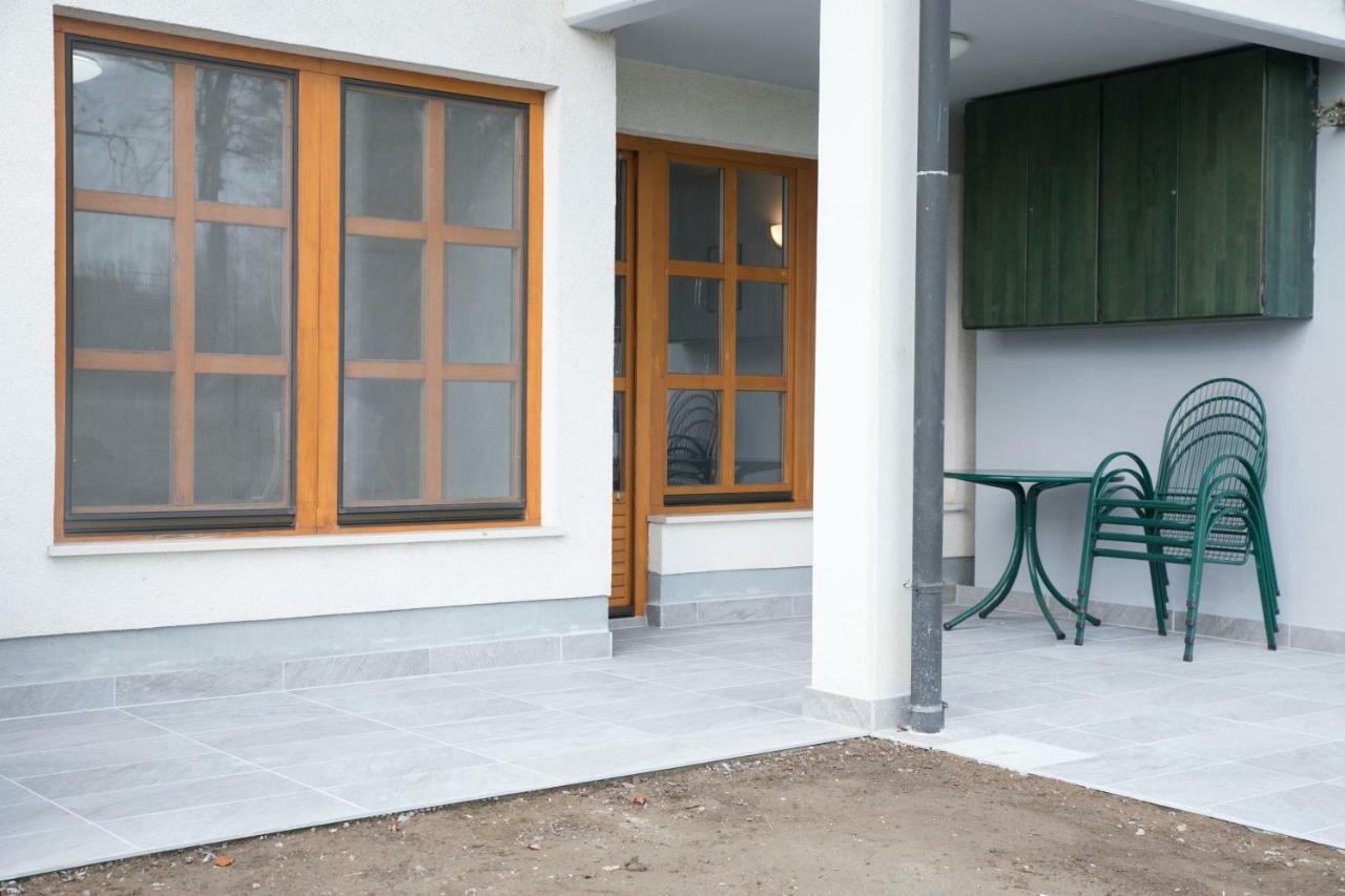 Apartma Spelca Banovci Ngoại thất bức ảnh